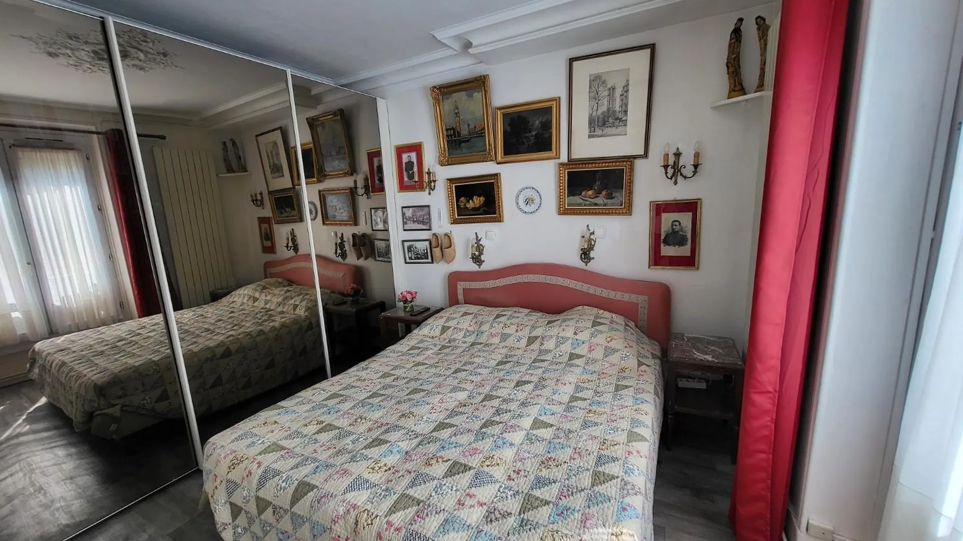 Marie Et Igor Bed and Breakfast Paris Bed & Breakfast